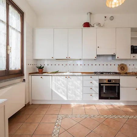 Canturina - Private In A With Exclusive Garden And Free Parking